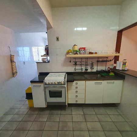 Apartamento Quadra Praia Com Vista Mar 구아라파리 외부 사진